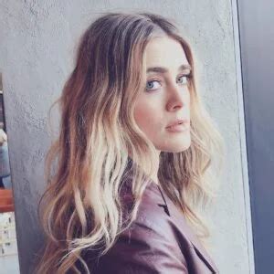 melissa roxburgh in bikini|Melissa Roxburgh – Wikipedia